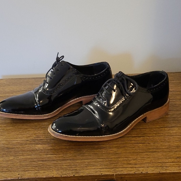 Hardy Patent Leather Oxfords - Picture 3 of 3